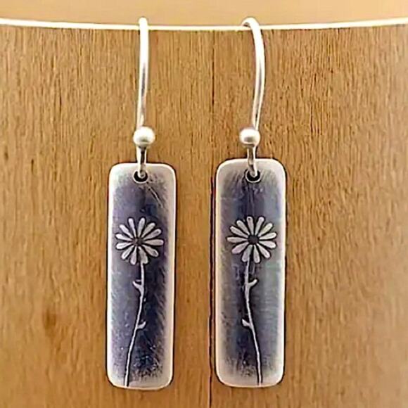 Vintage Silver Daisy Dangle Earrings, Stainless Steel Boho Tribal Minima… - Picture 1 of 9